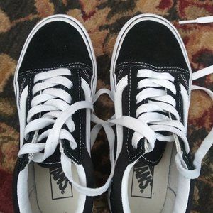 Girl's Vans Shoes